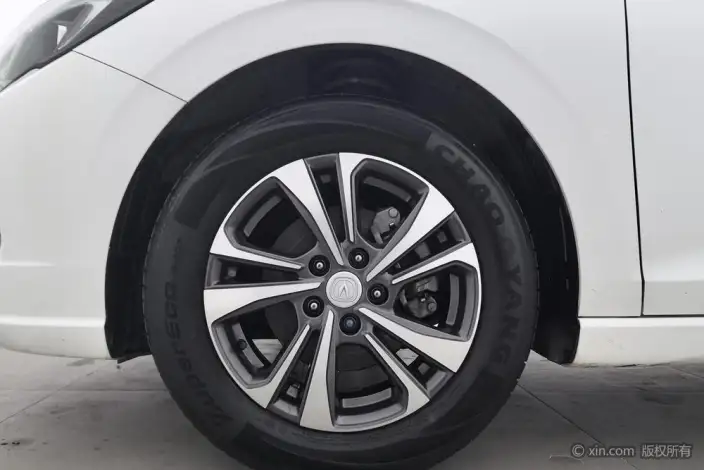 Changan Eado 2022 Model PLUS Blue whale NE 1.4T GDI DCT Noble Model – фото 9