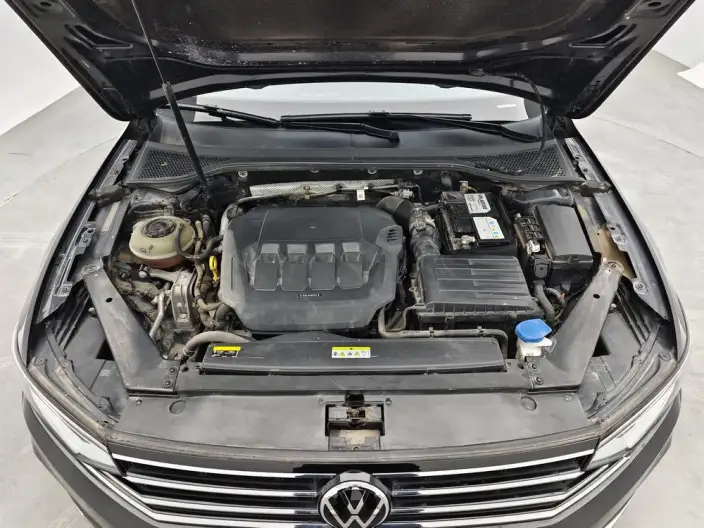 Volkswagen Magotan 2020 Model 330TSI DSG Leading Model – фото 10