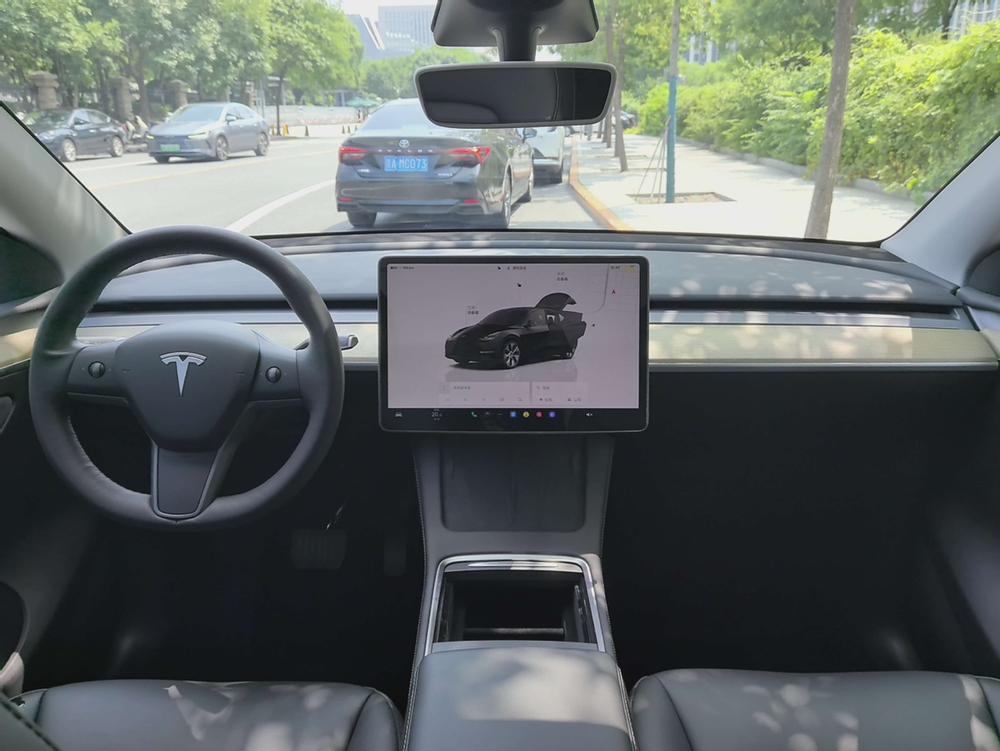 Tesla Model Y 2023 Long Range AWD – фото 10