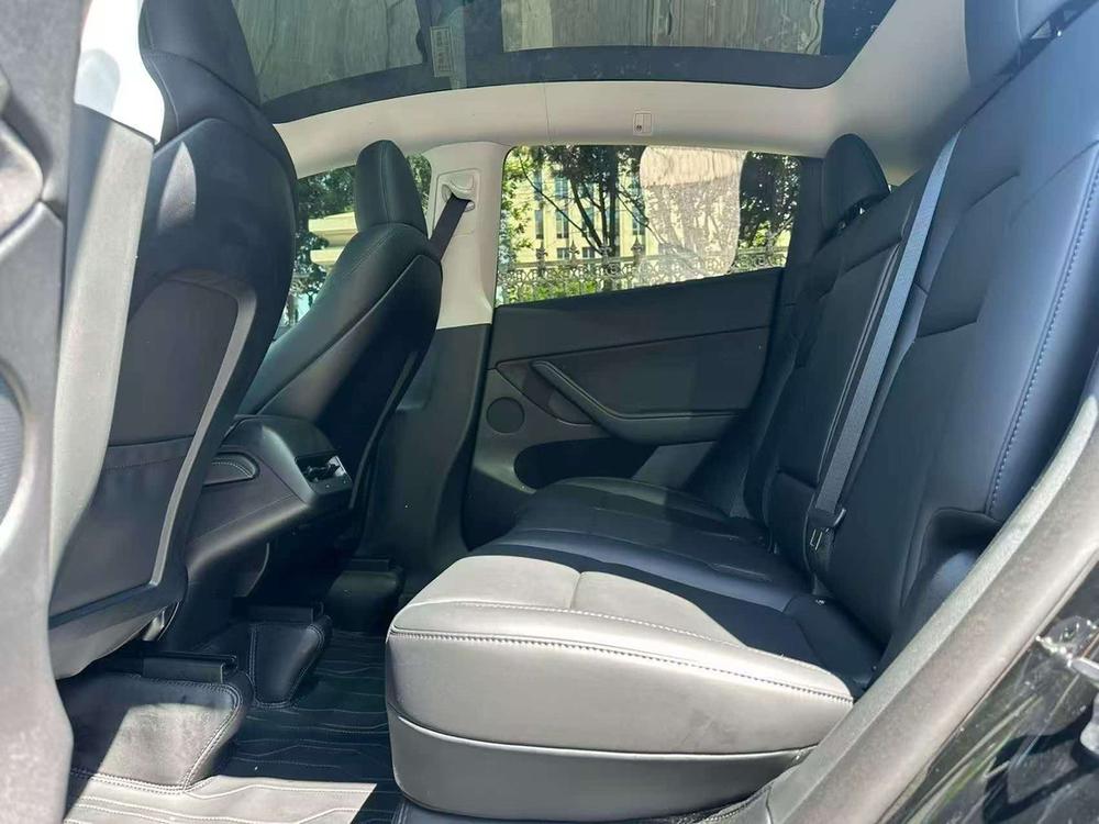 Tesla Model Y 2023 Long Range AWD – фото 12