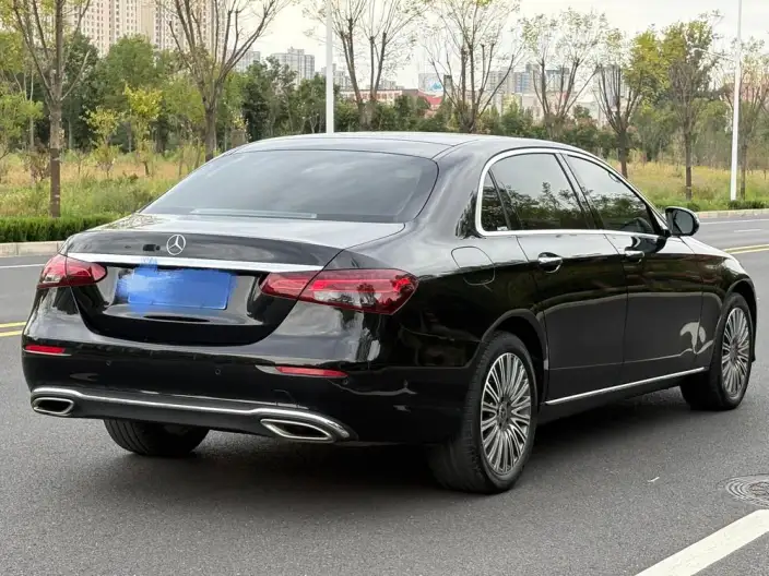 Mercedes-Benz E-Class 2023 Model E 300 L Fashion Model sedan – фото 7