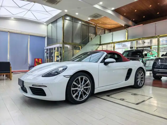 Porsche 718 2020 Model Boxster 2.0T