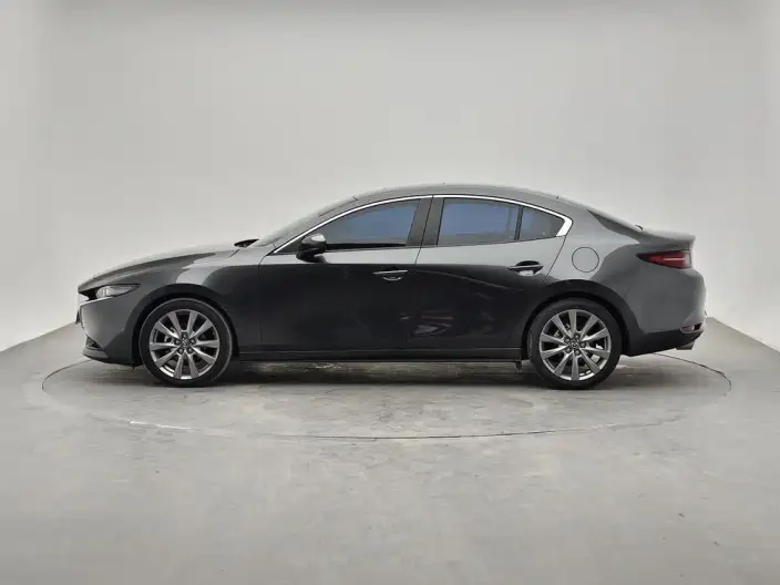 Mazda3 Axela 2023 Model 2.0L Automatic Zhi Shine Edition – фото 4