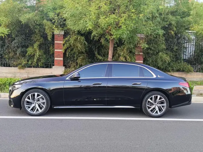 Mercedes-Benz E-Class 2024 Model Facelift E 300 L Fashion Model sedan – фото 4