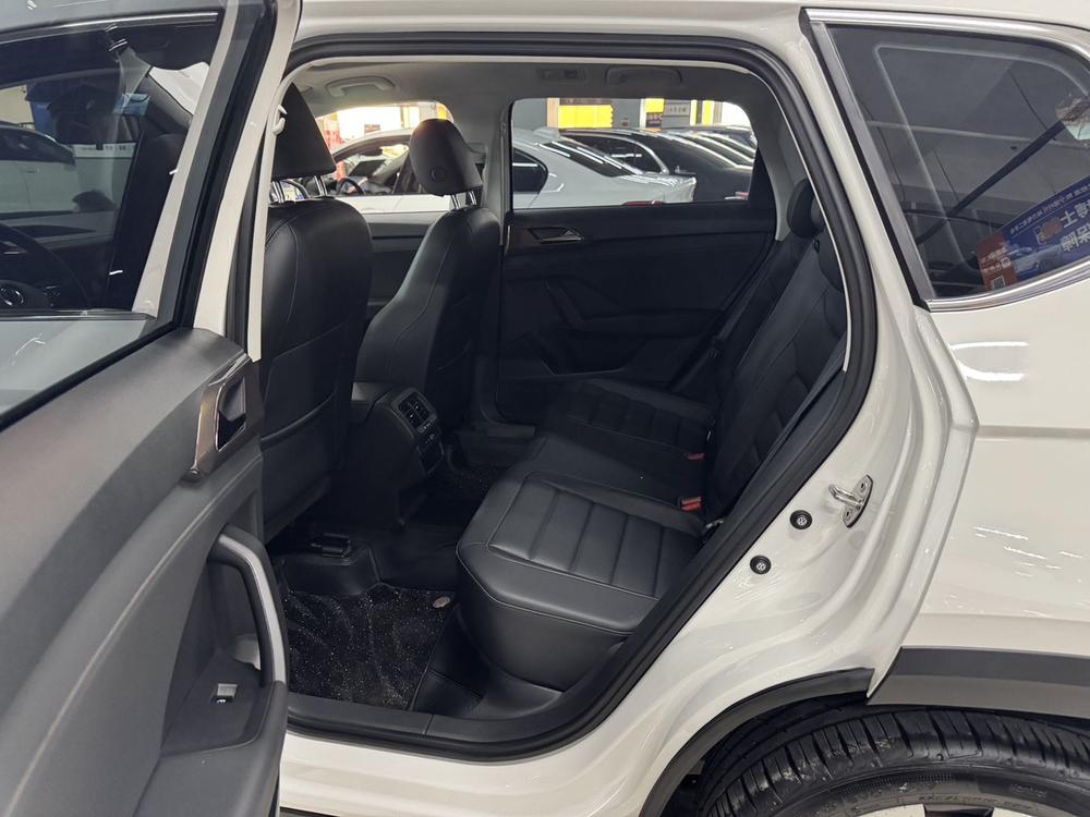 Volkswagen Tharu 2022 280TSI 2WD Luxury – фото 11