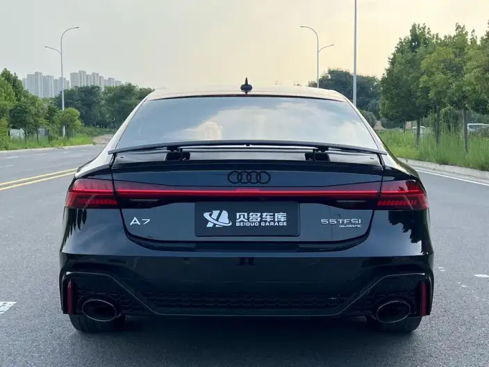 Audi A7 2023 Model 55 TFSI quattro Exclusive Model – фото 6