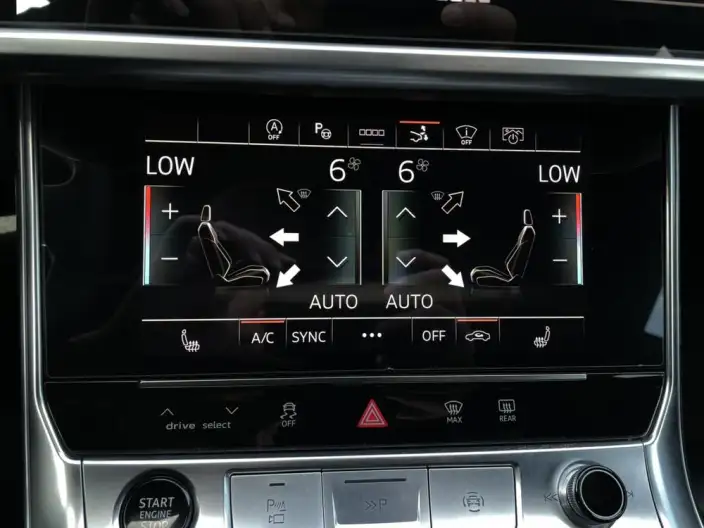 Audi A7 2023 Model 55 TFSI quattro Exclusive Model – фото 8