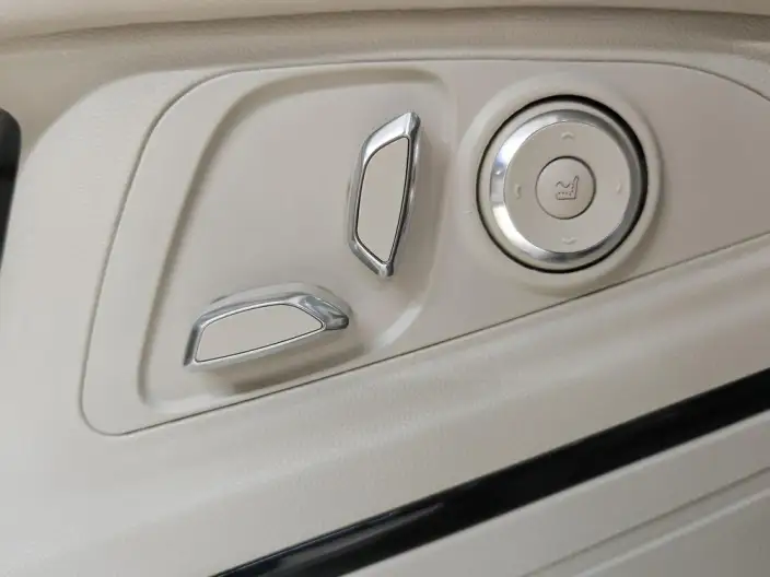 Buick GL8 2022 Model ES Luzun 653T Comfort Model – фото 8