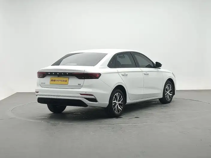 Geely Emgrand 2025 Model No. 4 Gen 1.5L CVT Star Glory Edition – фото 7