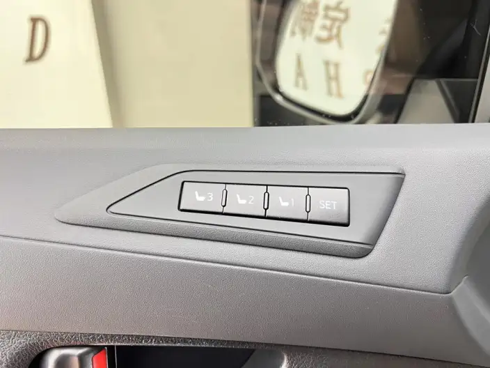 Elfa 2022 Model Hybrid 2.5L Zhen Xiang · Gold Edition – фото 8