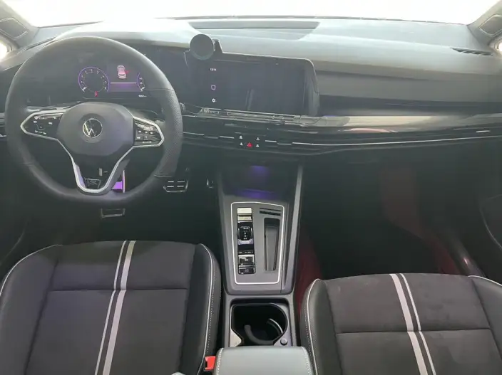 Volkswagen Golf 2023 Model 280TSI DSG R-Line Lite – фото 8