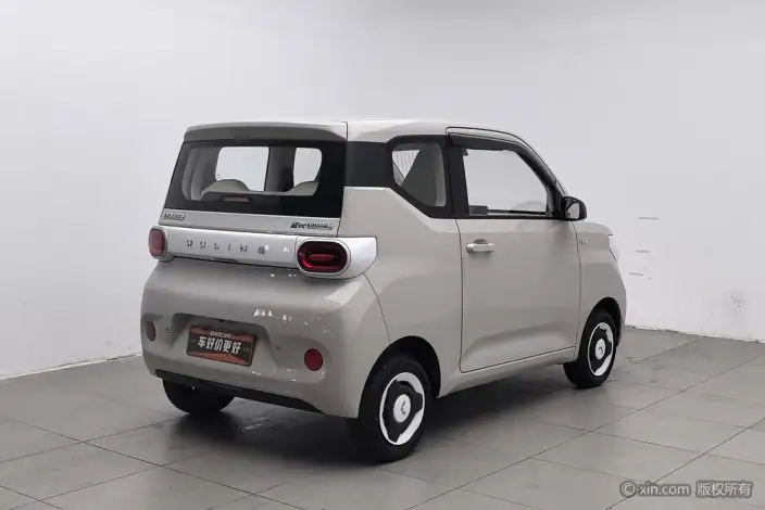 Wuling Hongguang MINIEV 2024 Model 215km Youth Edition Lithium Iron Phosphate