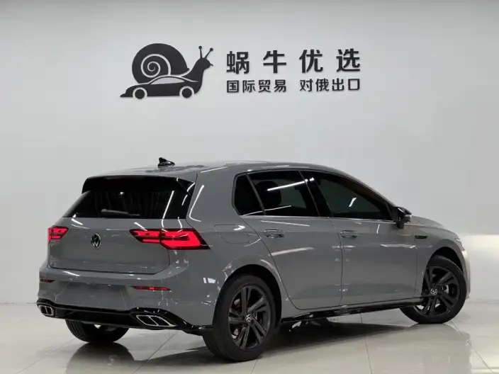 Volkswagen Golf 2023 Model 280TSI DSG R-Line Lite – фото 6