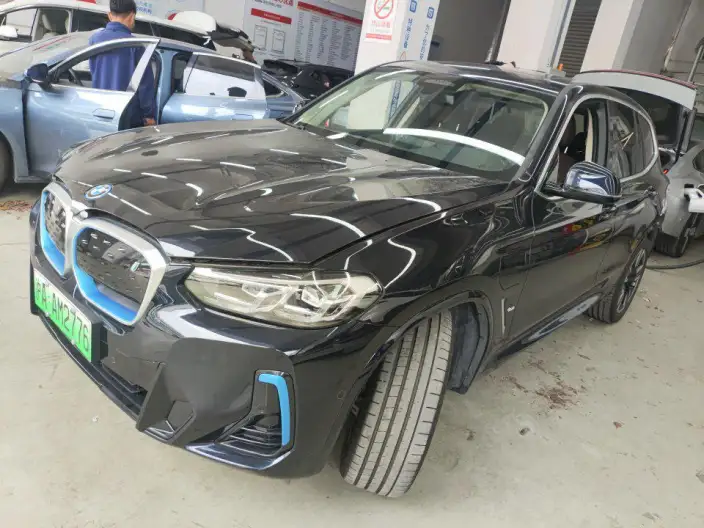 BMW iX3 2022 Model Leading Model