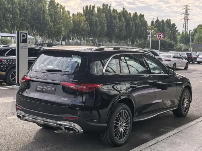 Mercedes-Benz GLC 2026 Model GLC 300 L 4MATIC Dynamic Model 5 seat – фото 5