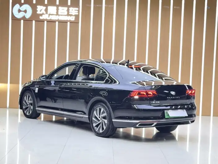 Volkswagen Magotan PHEV 2022 Model Luxury Model