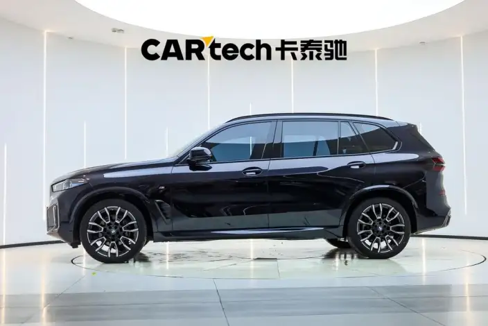 BMW X5 2023 Model xDrive40Li M Sports Night Set