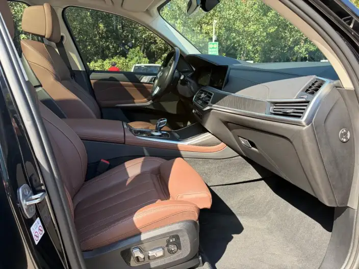 BMW X7 2022 Model xDrive40i Leading Model Luxury Set – фото 9