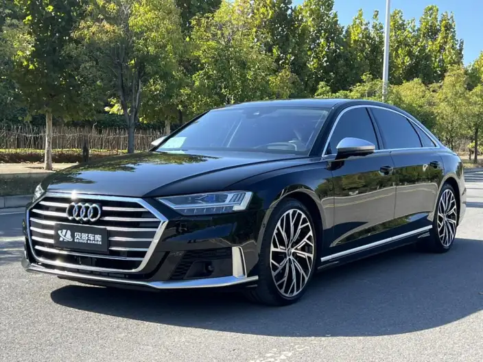 Audi S8 2022 Model S8L 4.0TFSI quattro Collector Edition Edition