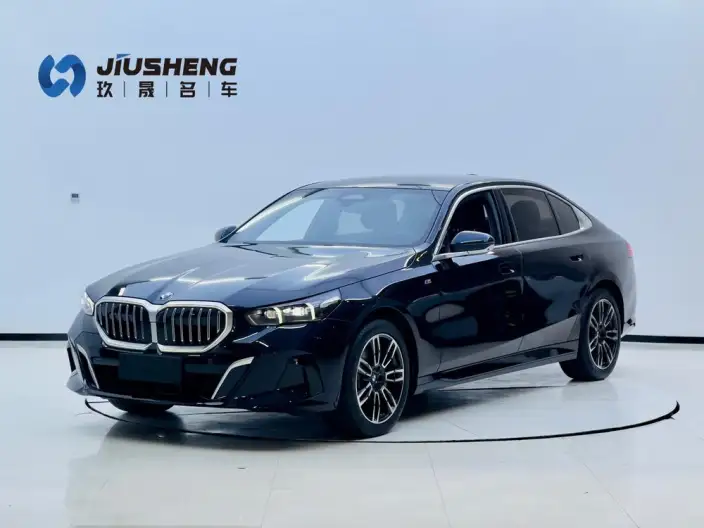 BMW 5 Series 2024 Model 530Li Exclusive Model M Sports Set