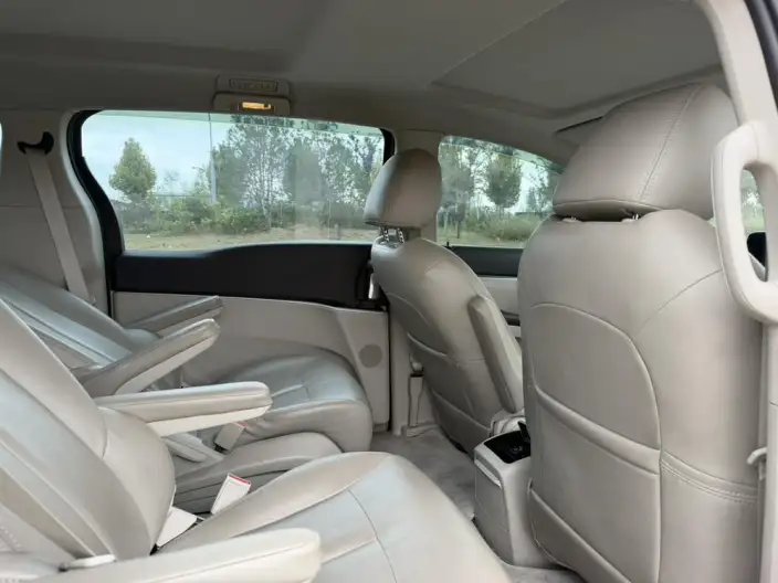Buick GL8 2023 Model Business class 2.0T Comfort Model – фото 9