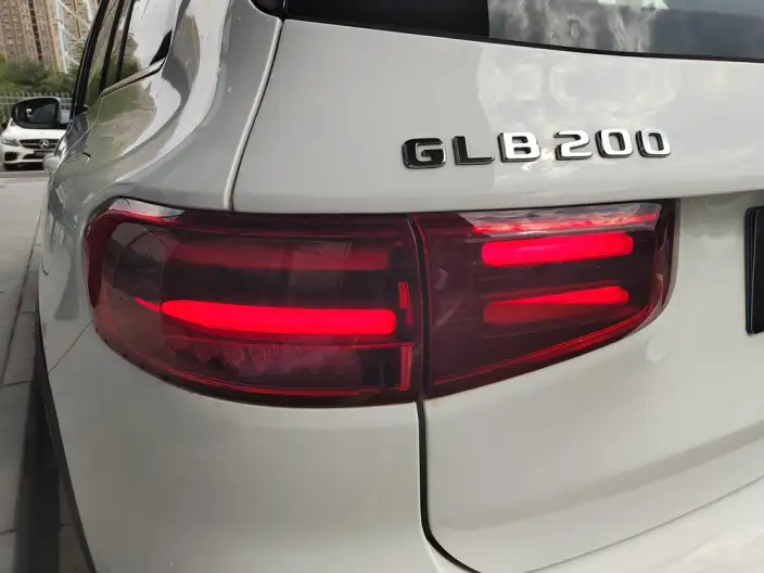 Mercedes-Benz GLB 2024 Model GLB 200 Dynamic Model – фото 7