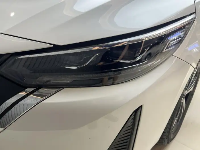 Nissan Sylphy 2023 Model 1.6L CVT Yuexiang Edition – фото 6