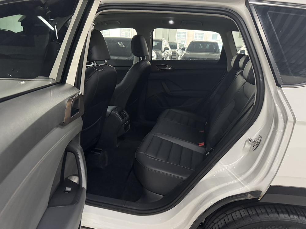 Volkswagen Tharu 2022 280TSI 2WD Luxury – фото 10