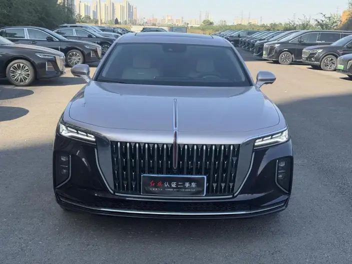 HONGQI H9 2025 Model Facelift 2.0T Flag Enjoy Luxury Business Edition