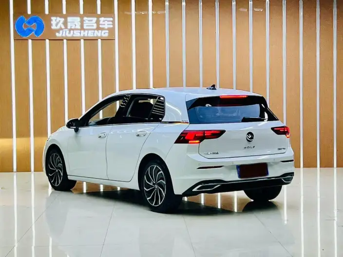 Volkswagen Golf 2023 Model 280TSI DSG Pro