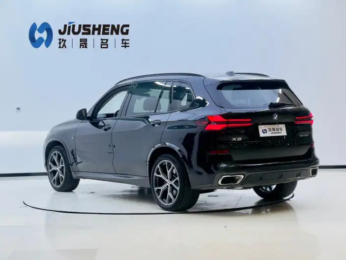 BMW X5 2023 Model xDrive30Li Exclusive Model M Sports Set