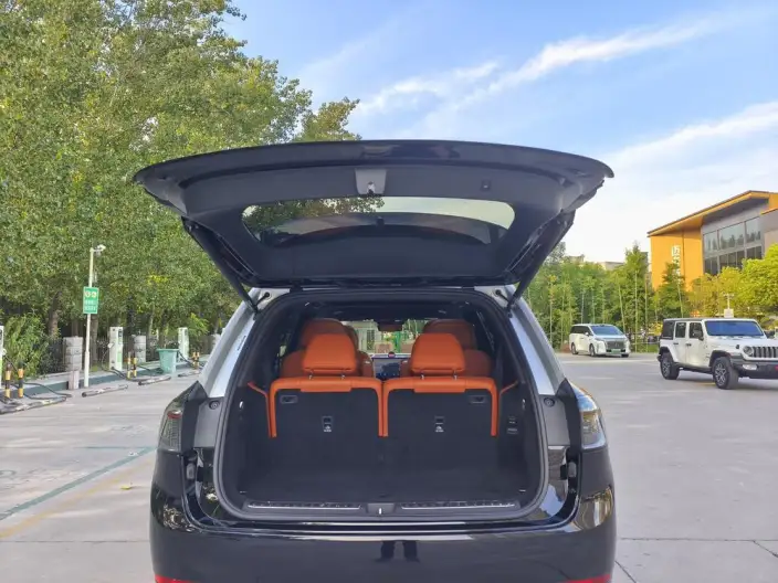 Aito M9 2024 Model EV Max VI seat Edition – фото 6