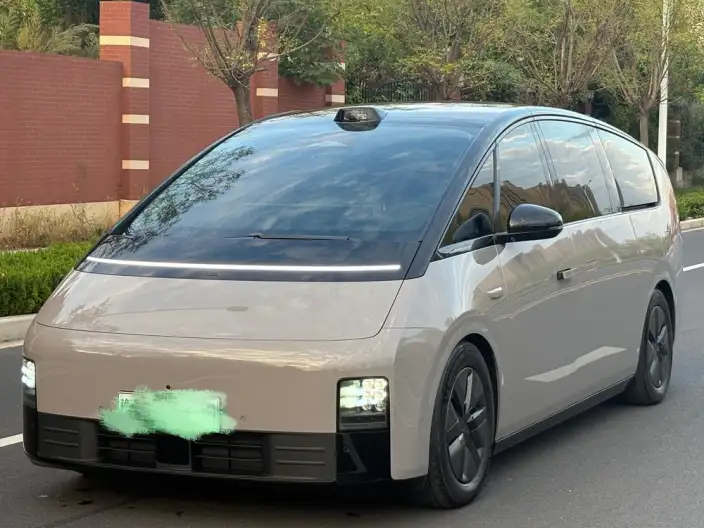 Li Auto MEGA 2024 Model Ultra Edition