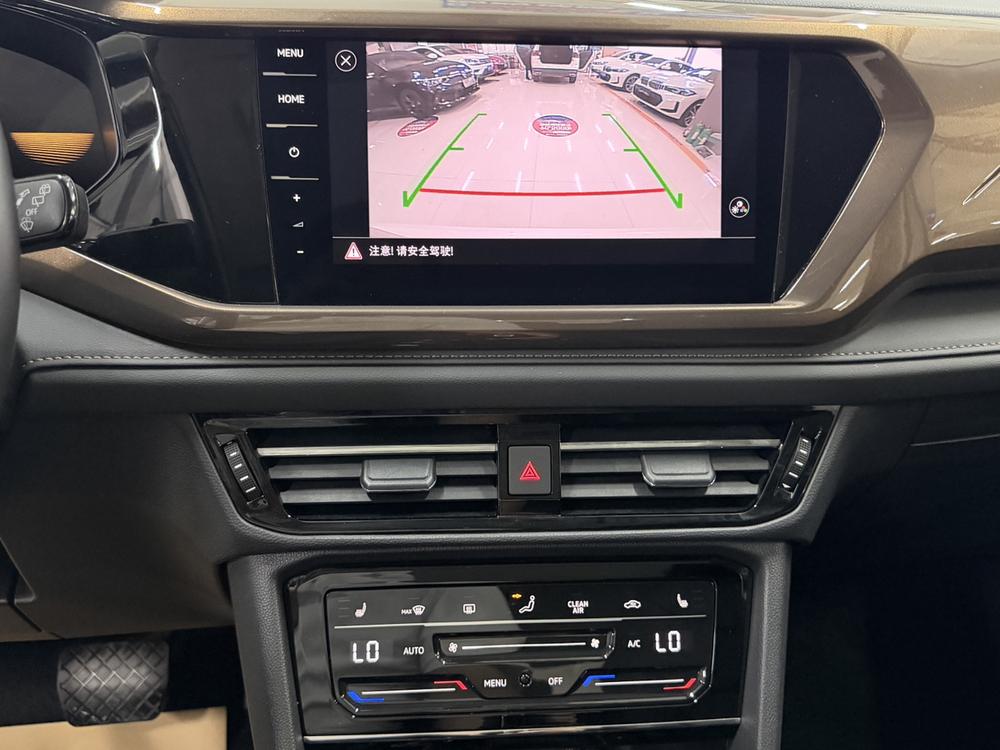 Volkswagen Tharu 2022 280TSI 2WD Luxury – фото 8