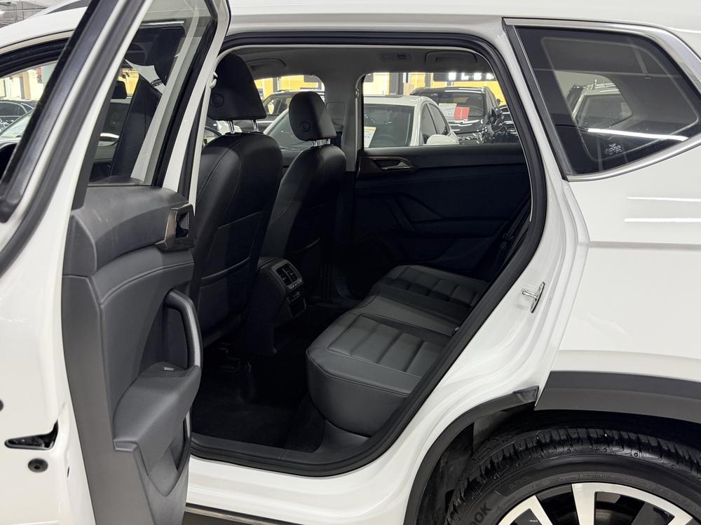 Volkswagen Tharu 2022 280TSI 2WD Luxury – фото 11