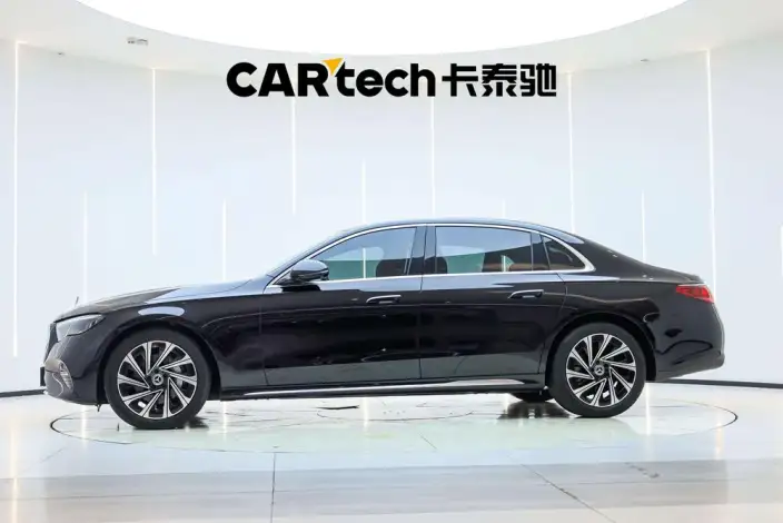Mercedes-Benz E-Class 2024 Model E 300 L Luxury Model sedan – фото 4