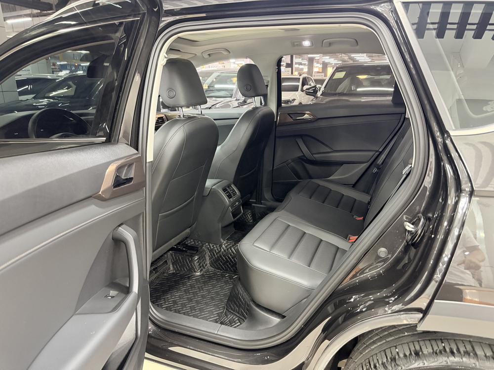 Volkswagen Tharu 2022 280TSI 2WD Luxury – фото 11