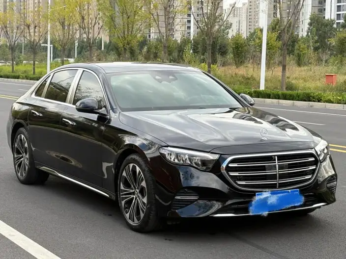 Mercedes-Benz E-Class 2025 Model E 300 L Luxury Model sedan – фото 3