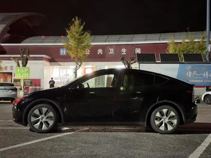 Model Y 2022 Model Facelift Rear-wheel drive version – фото 3