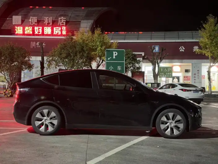 Model Y 2022 Model Facelift Rear-wheel drive version – фото 7
