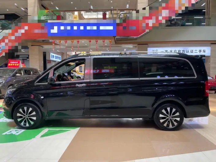 Viano 2023 Model 2.0T Elite Edition 7 seat – фото 4