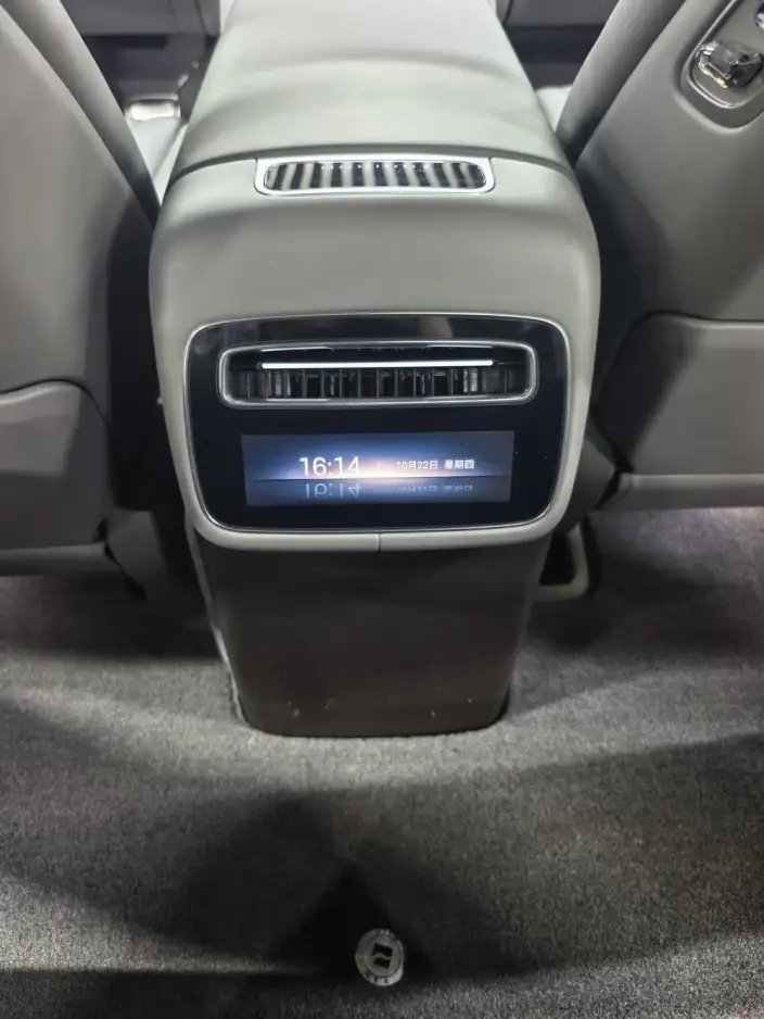 DENZA N9 DM 2025 Model Flagship Model – фото 8