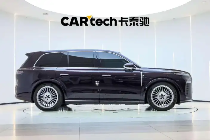 Voyah Taishan P HEV 2026 Model Max Edition – фото 8