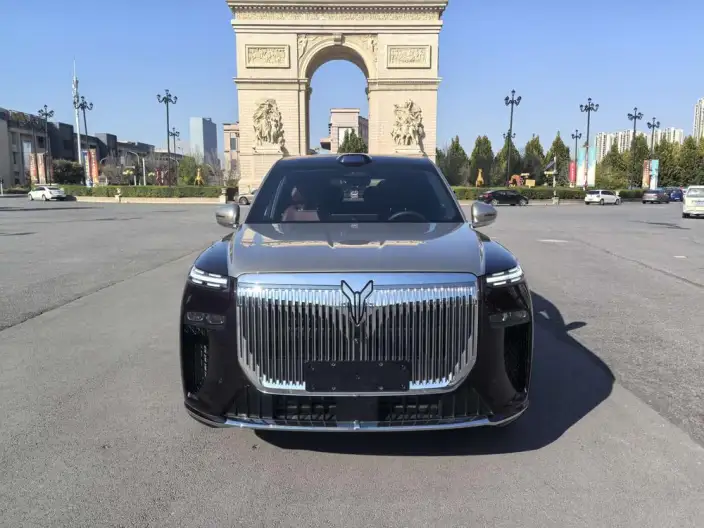 Voyah Taishan P HEV 2026 Model Max+ Edition – фото 2