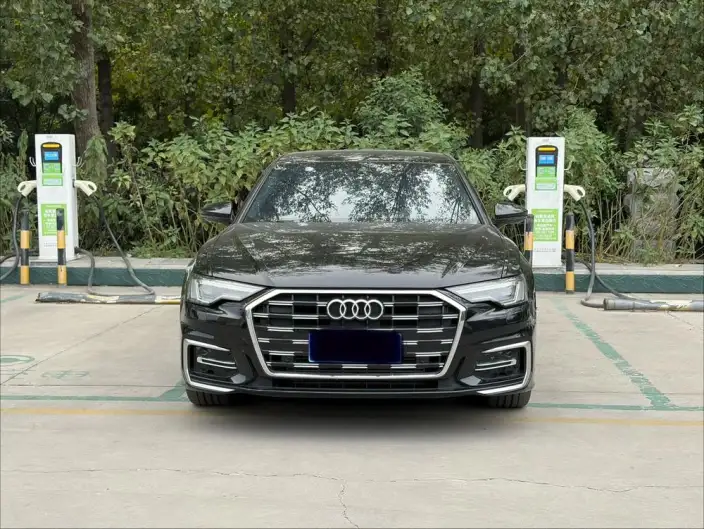 Audi A6L 2024 Model 40 TFSI Luxury Dynamic Model – фото 2
