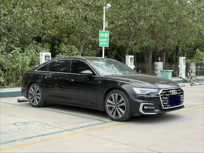 Audi A6L 2024 Model 40 TFSI Luxury Dynamic Model – фото 3