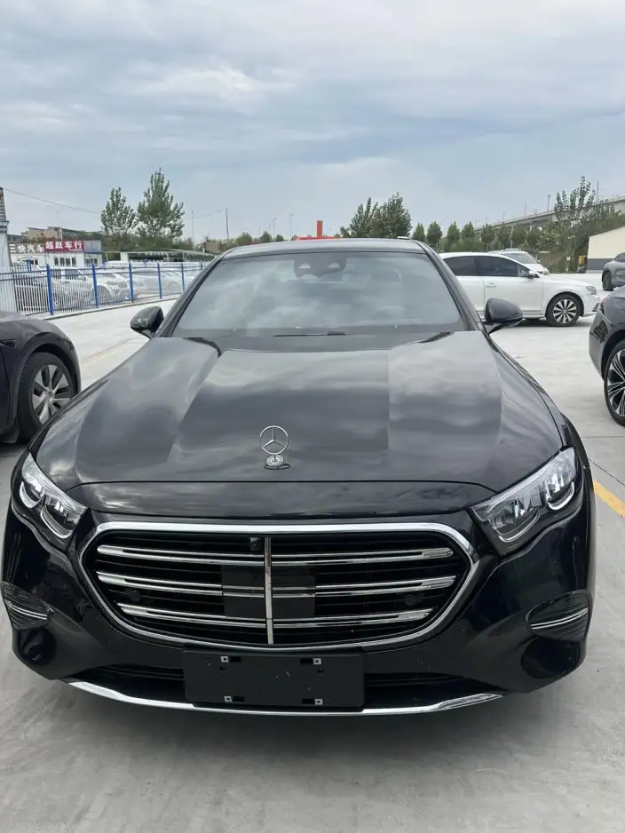 Mercedes-Benz E-Class 2026 Model E 300 L Luxury Model sedan – фото 2