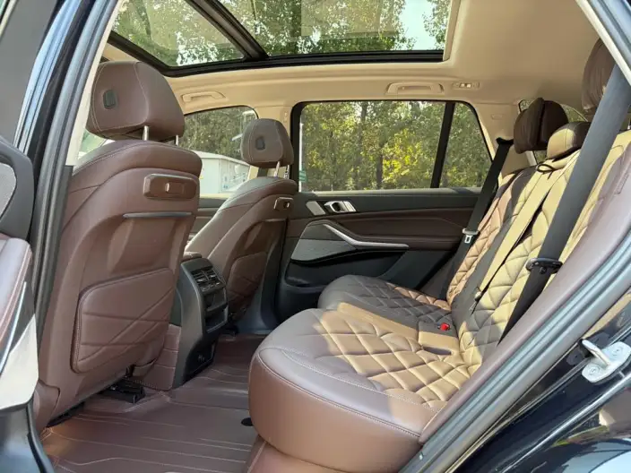 BMW X5 2023 Model xDrive30Li Exclusive Model M Sports Night Set – фото 10