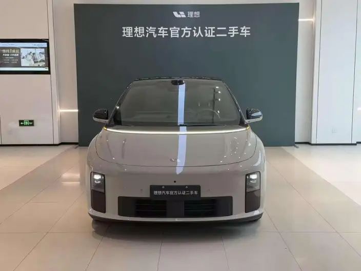 Li Auto i6 2025 Model 4WD Standard Edition – фото 2