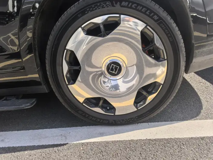ZEEKR 9X 2025 Model Hyper Edition 70kWh VI seat